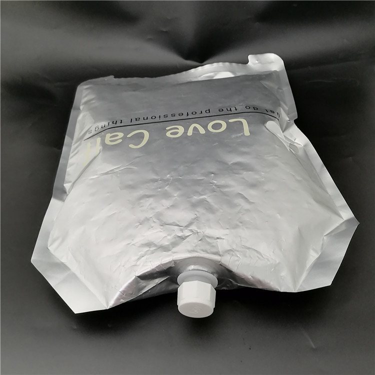 4L Freezer-Ready Spout Pouch for Calf Colostrum — Custom Aluminium Laminate Liquid Packaging with Food-Grade PE, 100ml to 5L