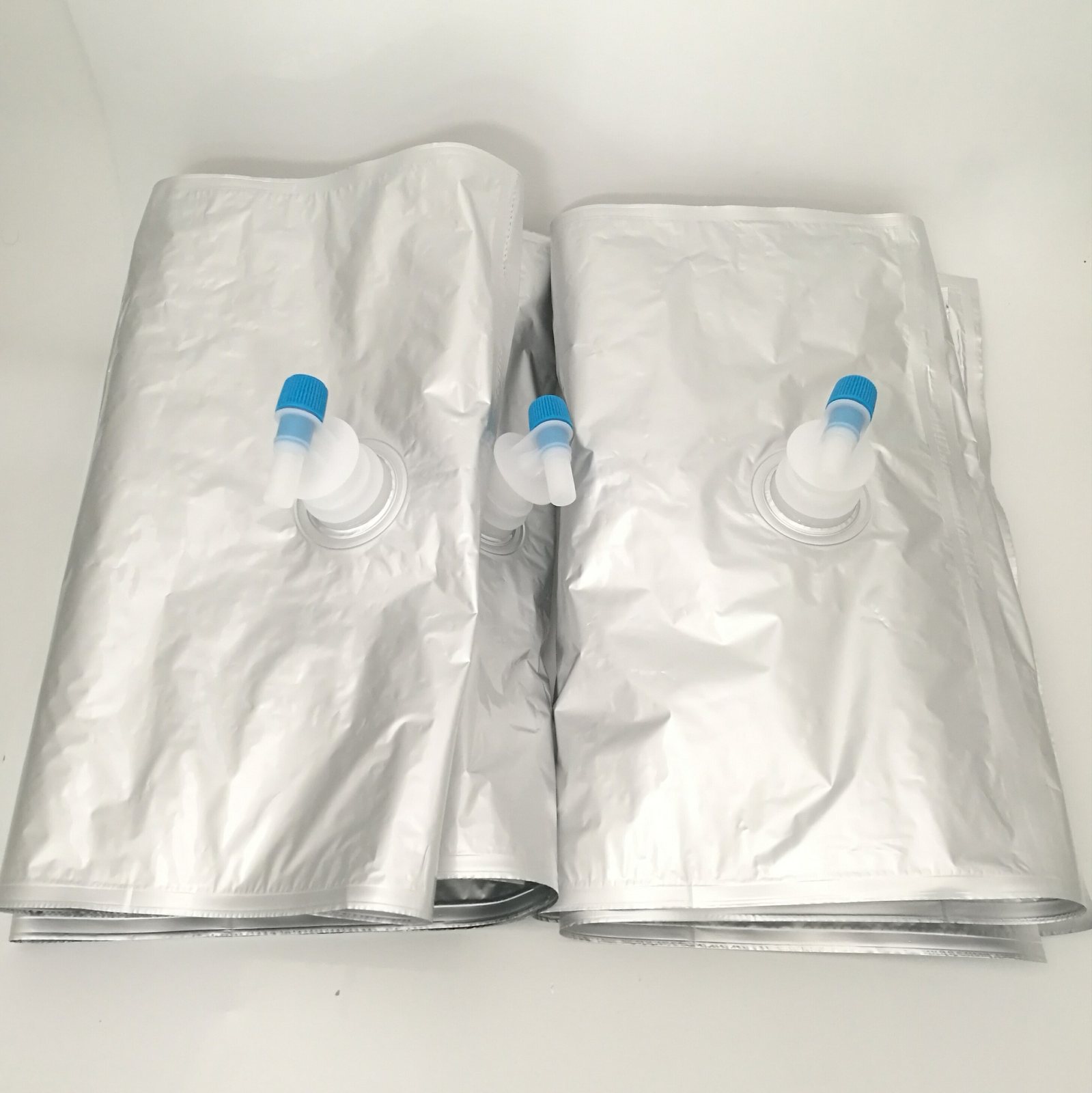 Foodservice Edible Oil and Sauce Packaging: Clear 10L-22L Bag-in-Box with Four-Layer Laminate and Pull-Ring Spout