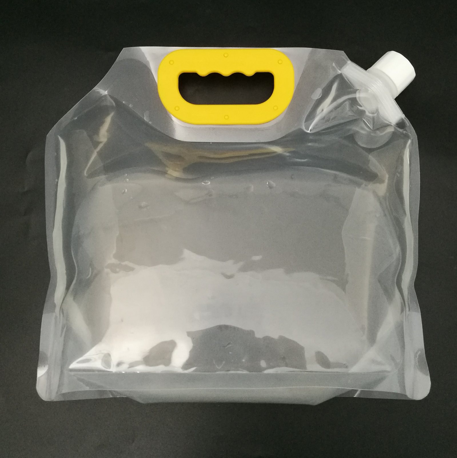 Clear Beer Spout Pouch in Food-Grade Multi-Layer Laminated Film: 2.5 kg Freezer-Resistant Double Stand-Up Bag with Reinforced Handle