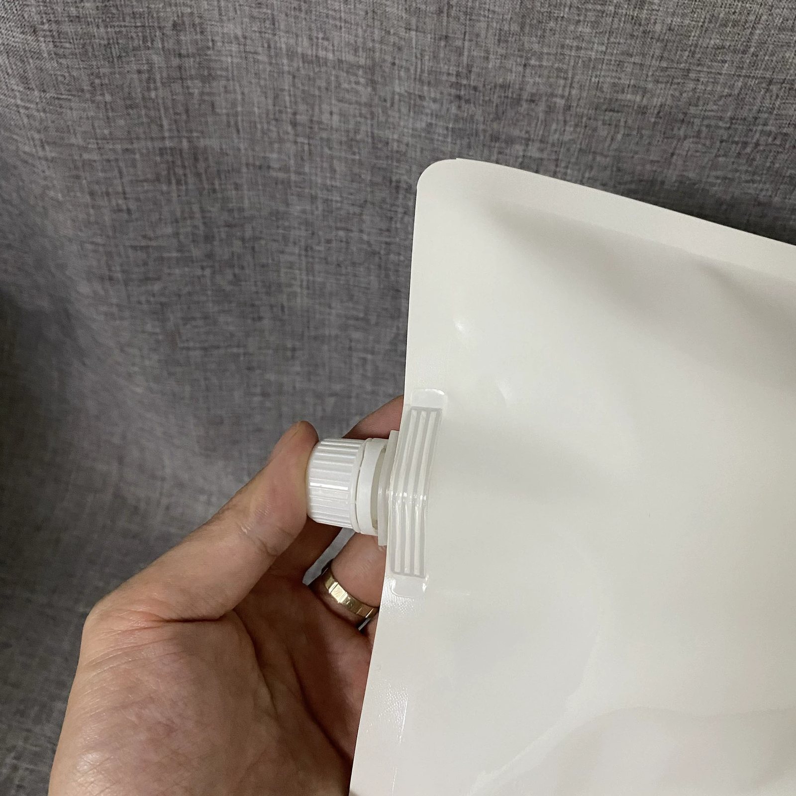 5kg Laundry Detergent Packaging: 100ml-5L Thickened Corrosion-Resistant Stand-Up Spouted Liquid Pouch Bags in PE Co-Extruded Film