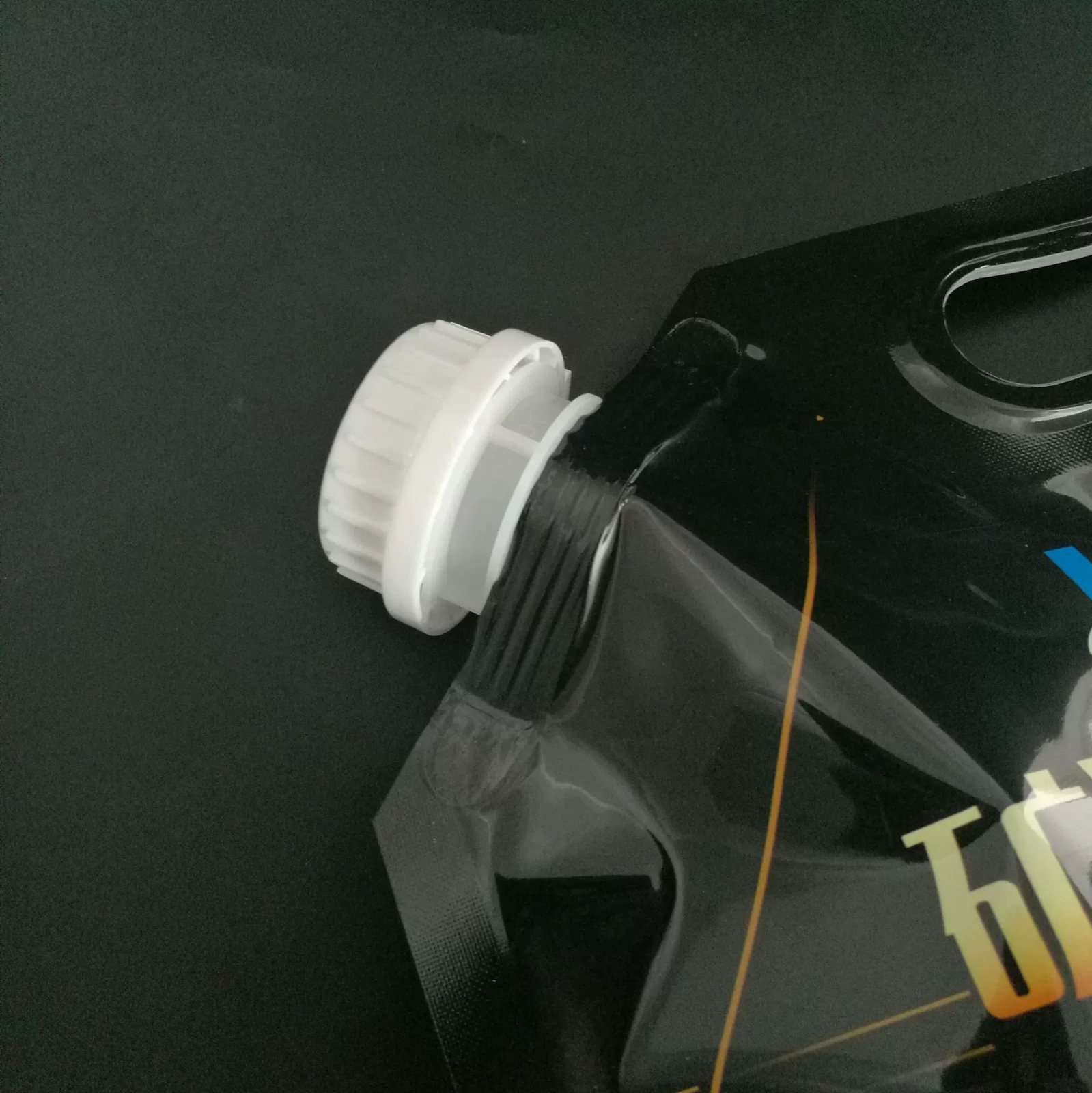 Custom Clear Liquid Pouch Bags for Catering Sauce and Hotpot Base Delivery