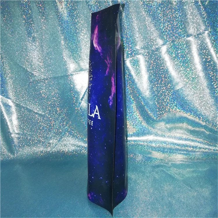 Custom Resealable Stand-Up Zipper Pouches | Snack Gift Pack & Laundry Capsule Packaging