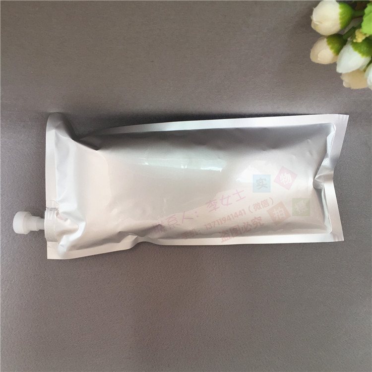 Cosmetic Sample Packaging: 5ml–500ml Aluminum Foil Spout Pouches with Brush Applicators for Eyeliner Trials
