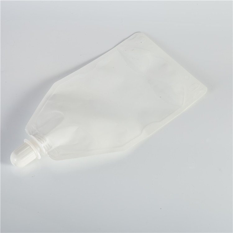100ml-5L Aluminum Foil and Metallized Stand-Up Spout Pouches for Shampoo, Conditioner and Hair Softener Refills with Custom Printing