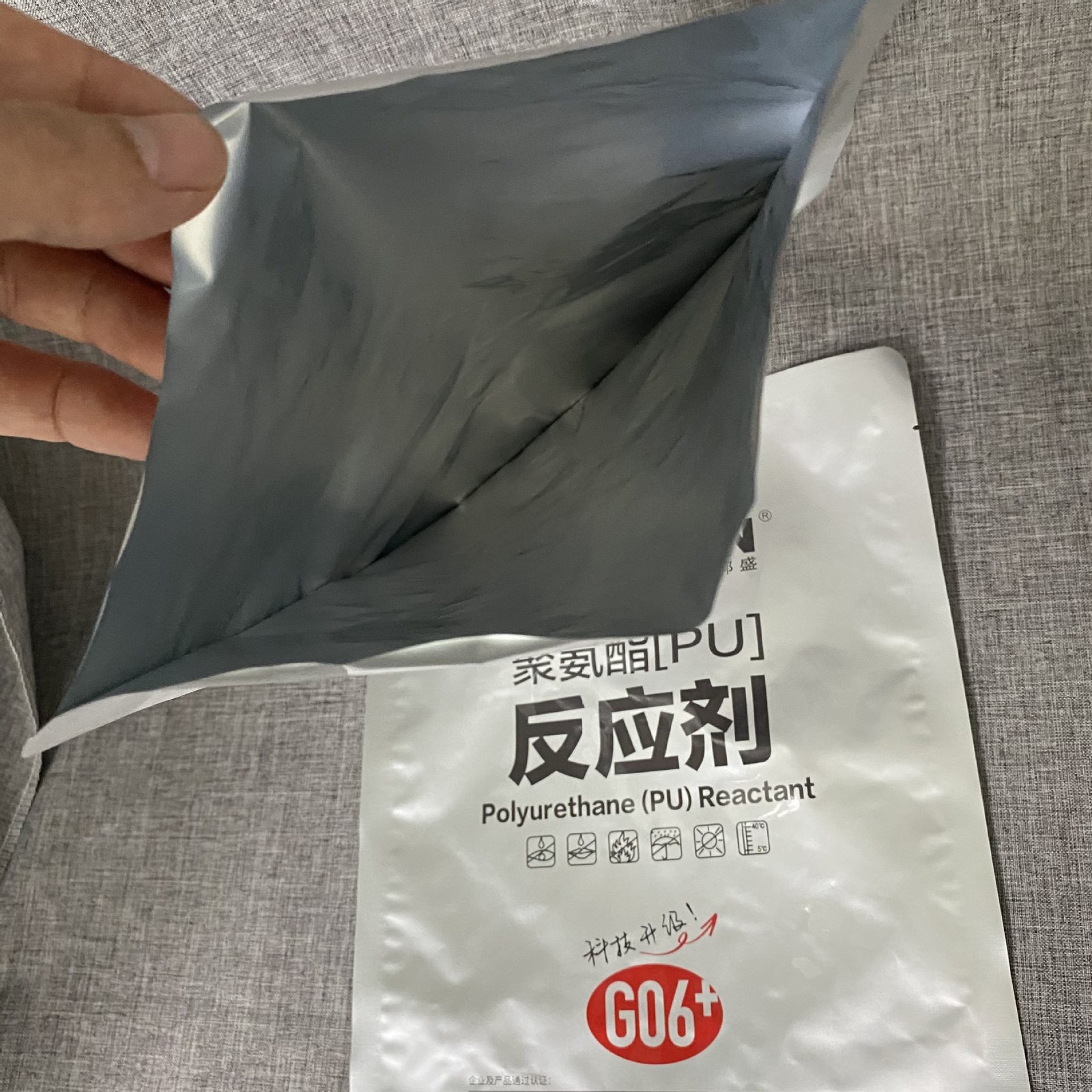 100ml–5L Light-Barrier Stand-Up Spout Pouches for Medical Reagents & Liquid Filling, 1–8 Colour Aluminum Foil & Metallized Laminates