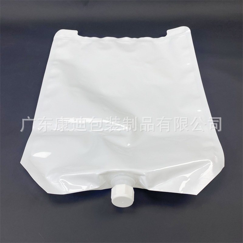 Dairy Farm Packaging: 4L Four-Layer PET+AL+PA+PE Light-Blocking Foil Calf Colostrum Pouch with Integrated Spout and Feeding Tube