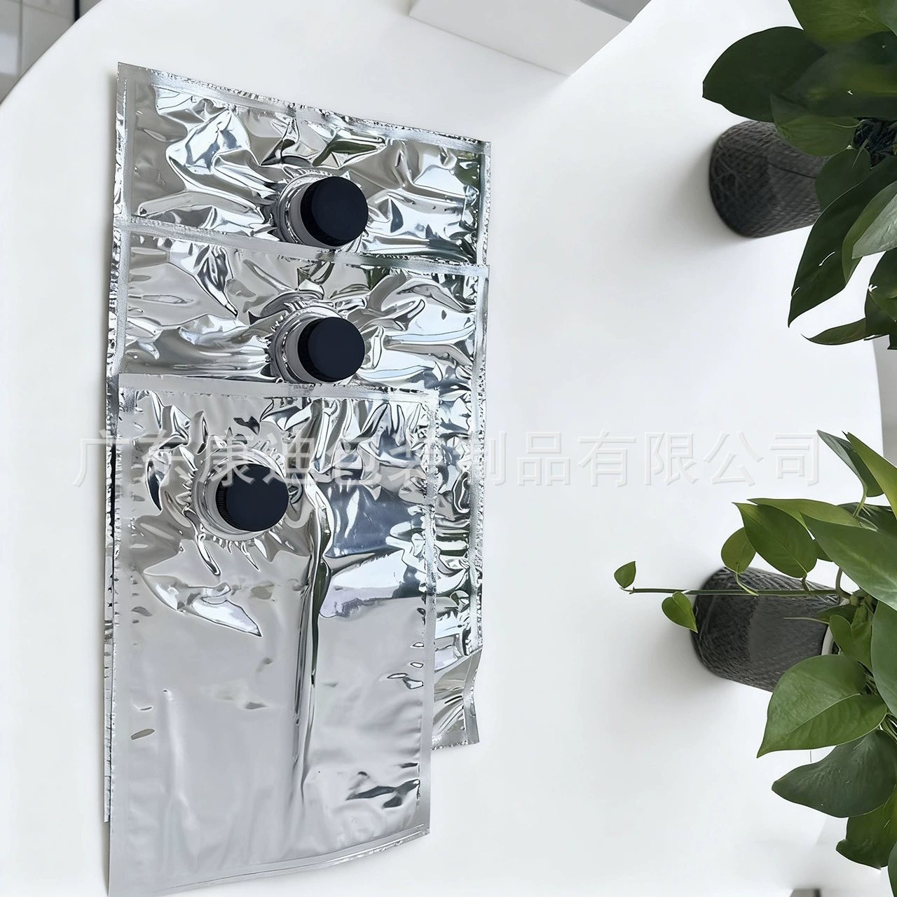 Custom Laminate Food Vacuum Pouches for Fresh, Cooked & Dried Foods — Clear/Metallised/Multi-Layer High-Barrier, Three-Side or Stand-Up, for Vacuum Equipment