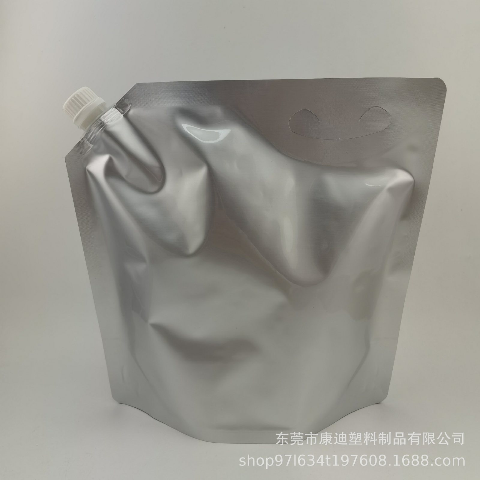 Fruit Juice Packaging: Custom PET/NY/PE Self-Standing Spout Pouch with Dust Cap for One-Handed Pour