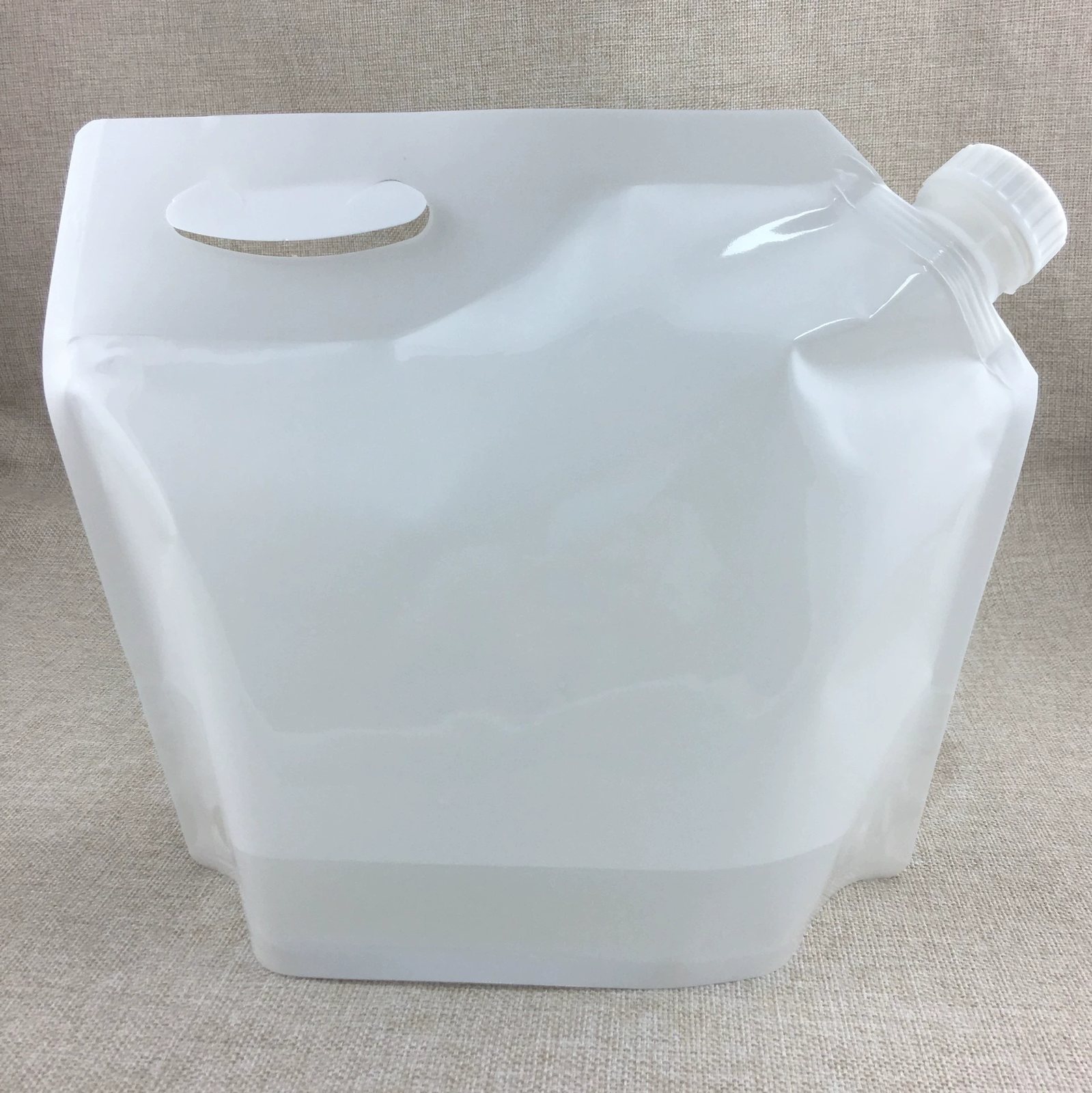 Custom-Capacity Two-Layer PET/PE Liquid Dairy Milk Packaging Pouch with Three-Side or Four-Side Flat-Edged Seal for Filling, Cold Chain, Shelf Display