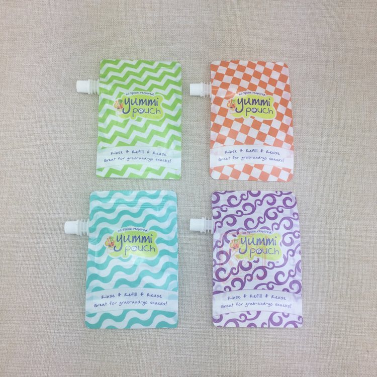 Pet Snack Packaging: Resealable Zipper Pouch with Light-Blocking PET/VMPET/PE Metallised Laminate, Custom Capacity for Ambient Liquid & Semi-Liquid Filling