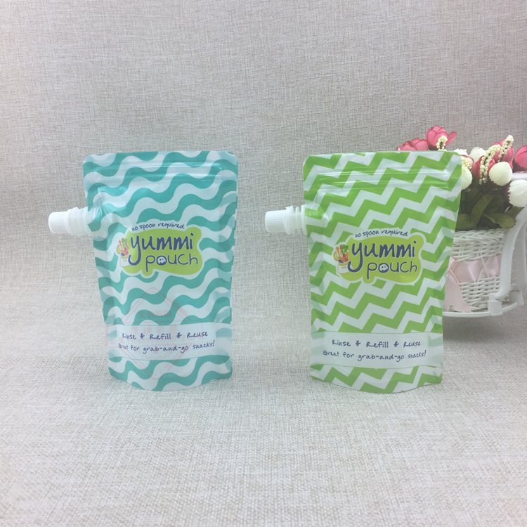 Small Pet Food Packaging: Custom PET/VMPET/PE Metallised Self-Seal Zipper Pouch for Guinea Pig Staple Food