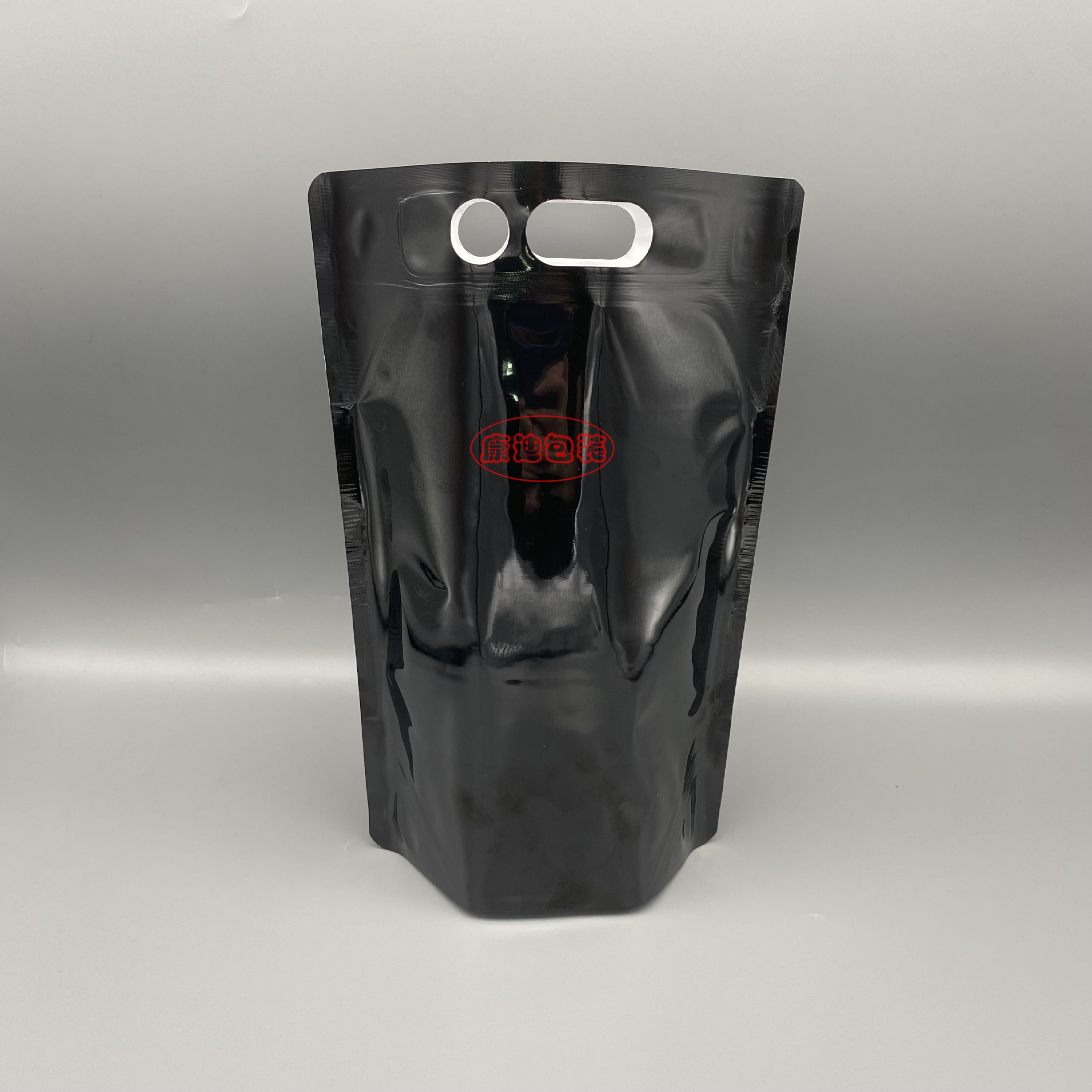 Custom 1.5L–4L Stand-Up Spout Pouches for Juice and Liquor Packaging